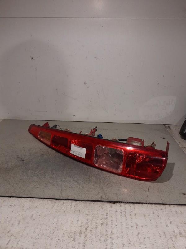 Feu arriere principal droit (feux) CITROEN C8 Diesel - 1