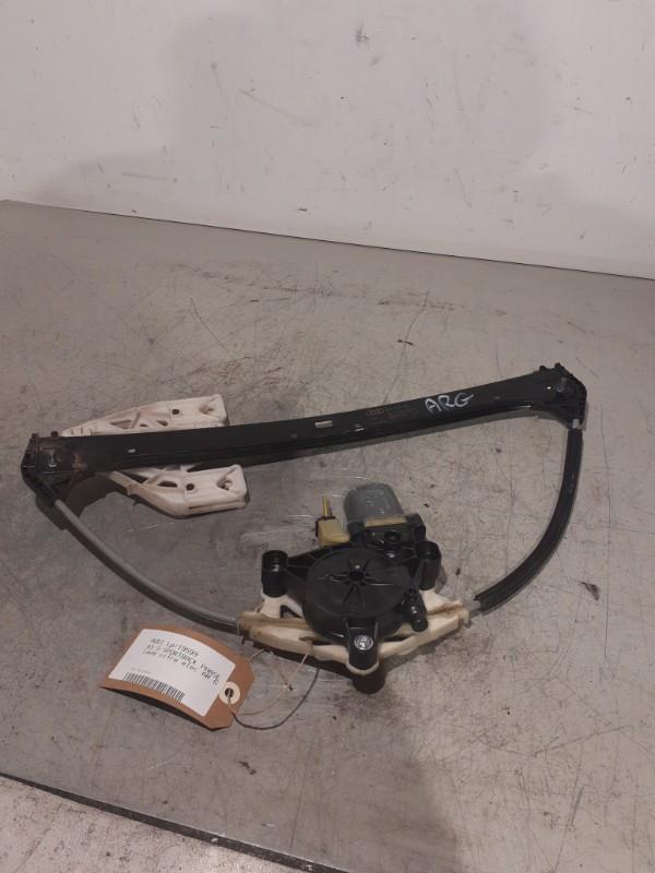 Leve vitre electrique arriere gauche AUDI A3 3 SPORTBACK PHASE 1 Essence - 1