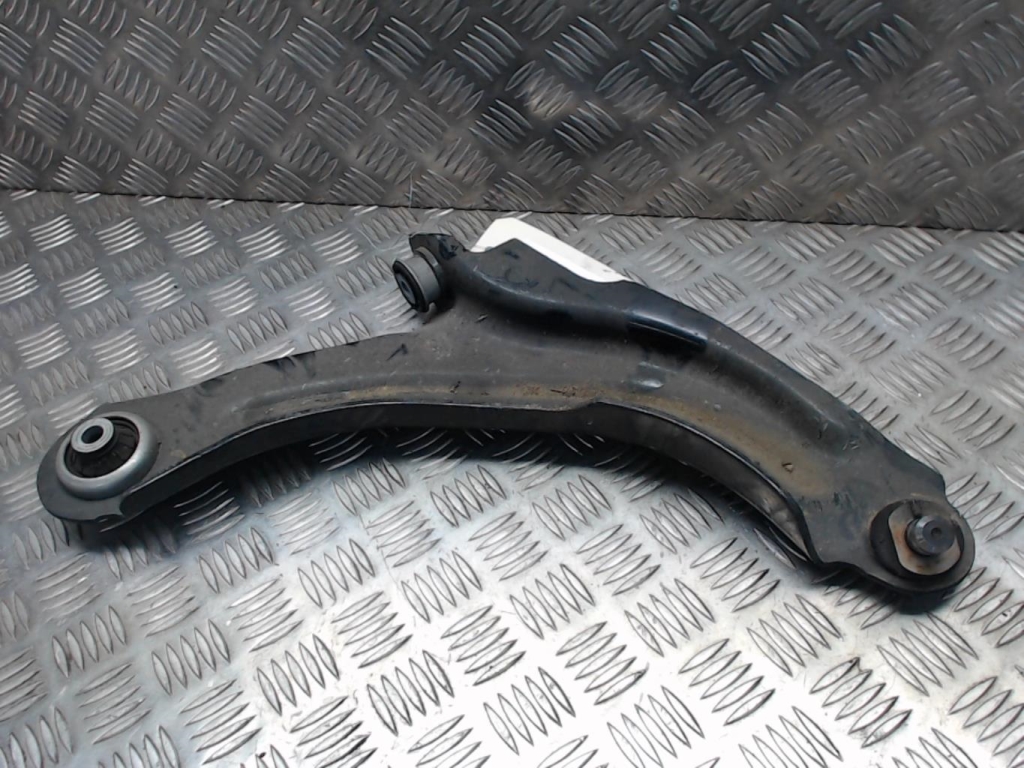 Triangle avant droit RENAULT CLIO 4 PHASE 2 Essence - 1