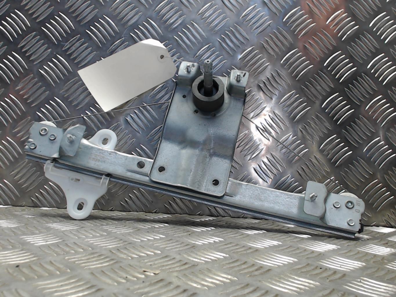 Alzacristalli manuale posteriore destro RENAULT CLIO 4 PHASE 2 Diésel - 1