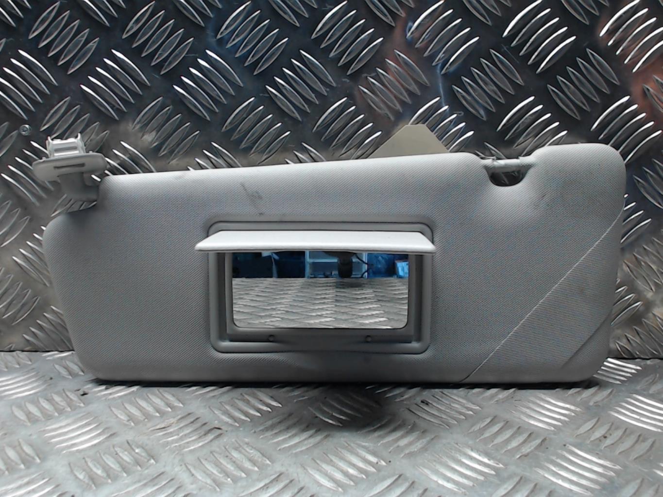 Visiera parasole sinistra RENAULT CLIO 4 PHASE 2 Diésel - 1