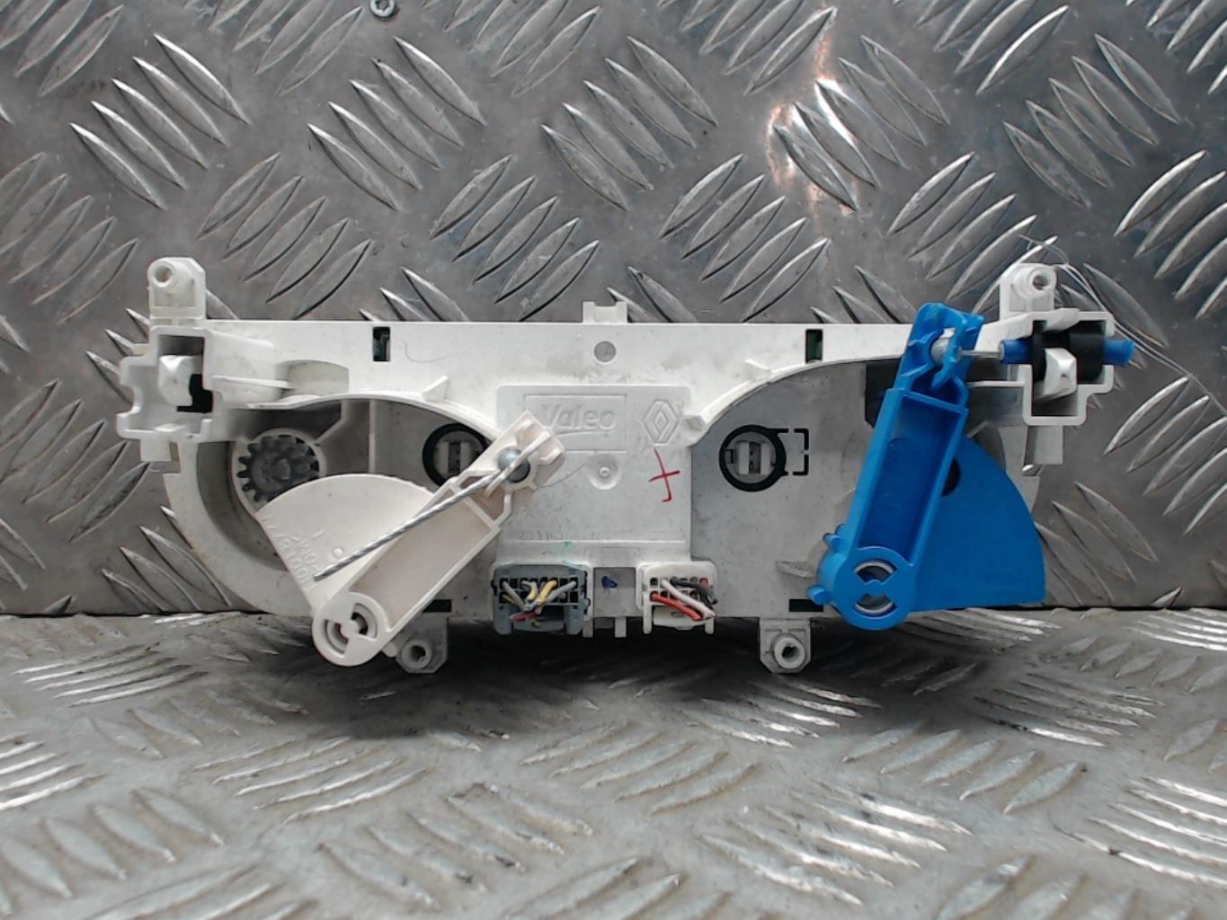 Commande chauffage RENAULT CLIO 4 PHASE 1 Diesel - 1