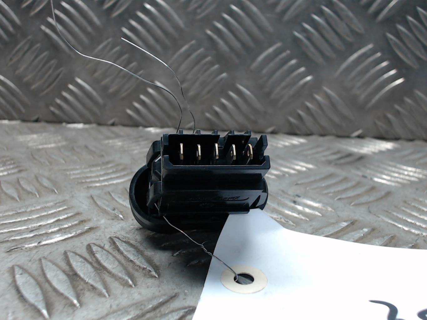 Commande de fermeture centralisee DACIA DUSTER 1 PHASE 1 Diesel - 1