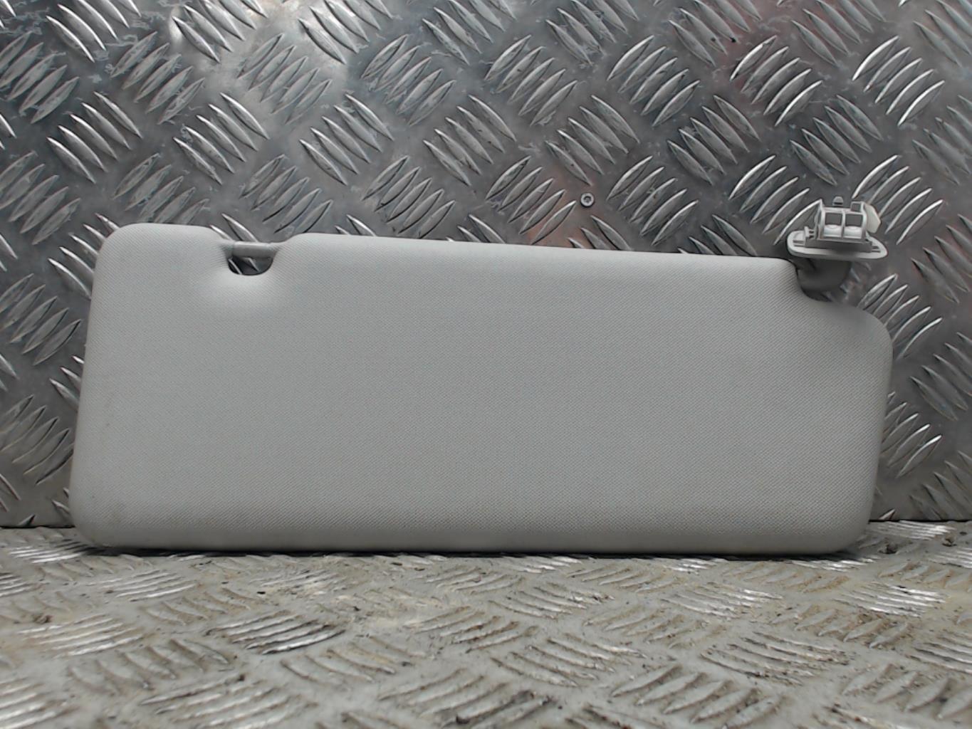 Pare soleil gauche RENAULT CLIO 4 PHASE 1 Diesel - 1