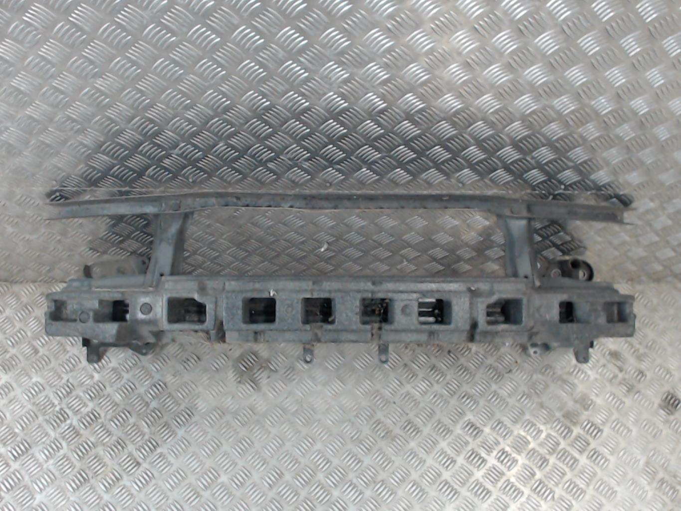 Traversa rinforzo paraurti anteriore VOLKSWAGEN PASSAT 5 Diésel - 1