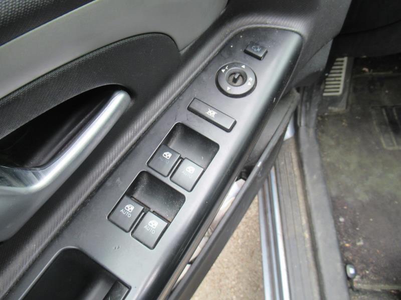 Interruttore lavacristalli anteriore sinistro KIA CEE-D 1 SPORT WAGON PHASE 1 BREAK Diésel - 1