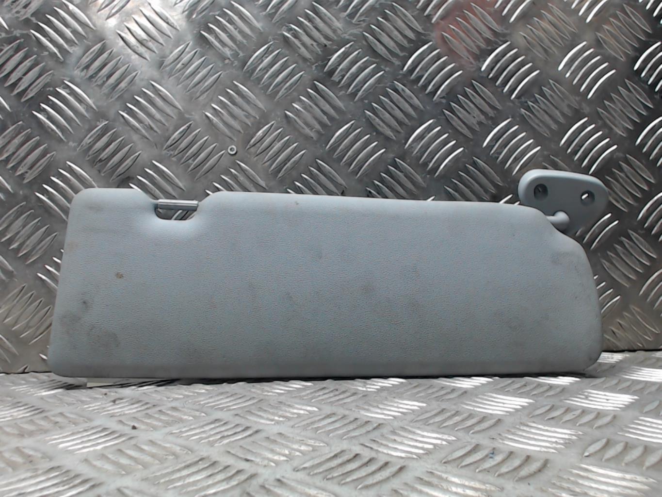Pare soleil gauche BMW SERIE 1 E87 PHASE 1 Diesel - 1