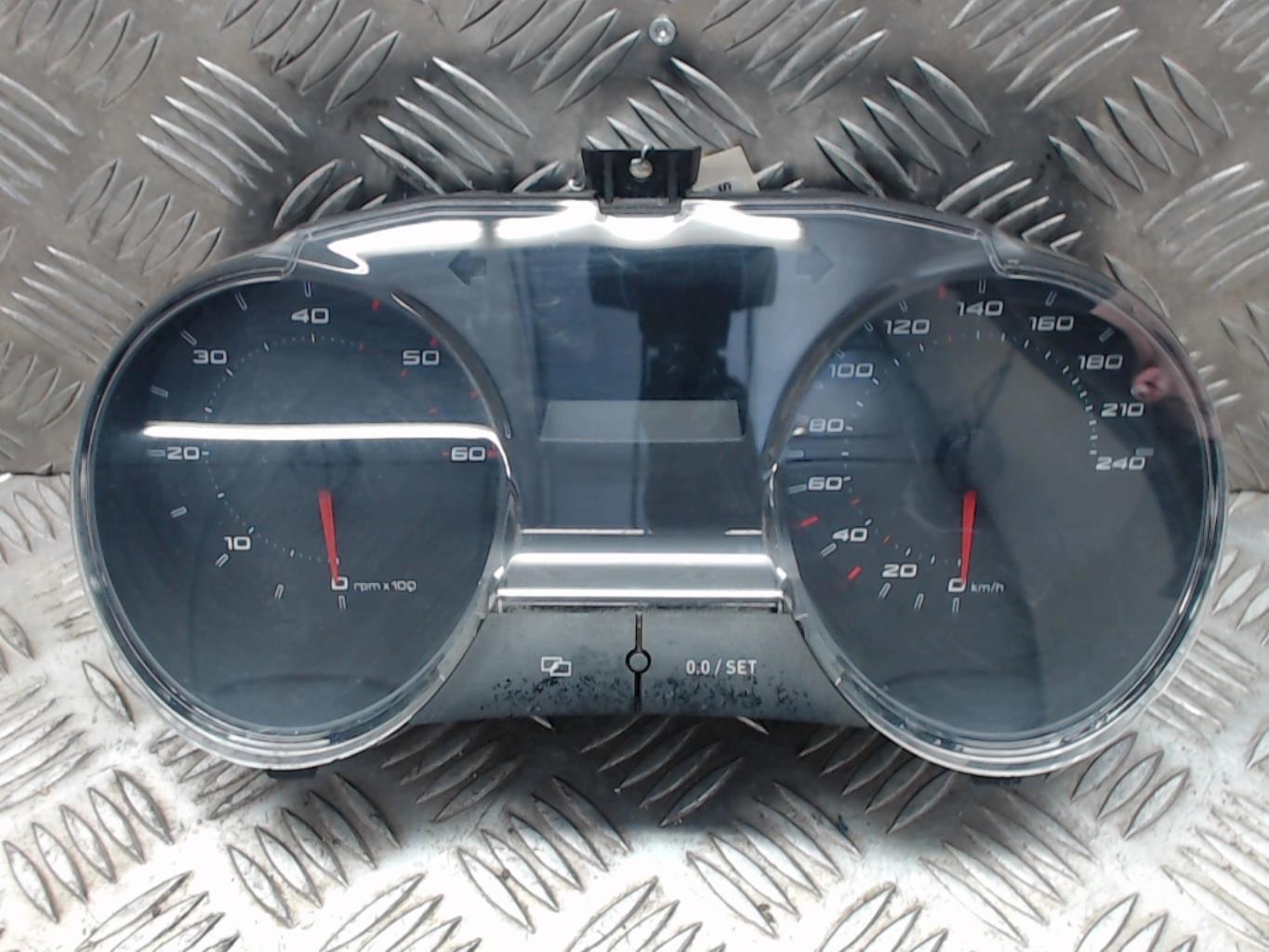 Compteur SEAT IBIZA 4 PHASE 1 COUPE Diesel - 1
