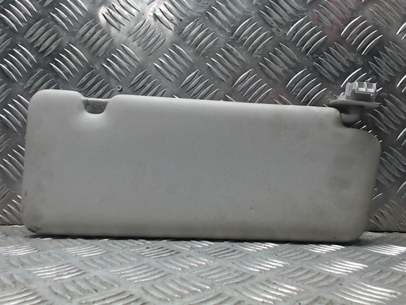 Pare soleil gauche RENAULT CLIO 4 PHASE 1 Diesel - 1