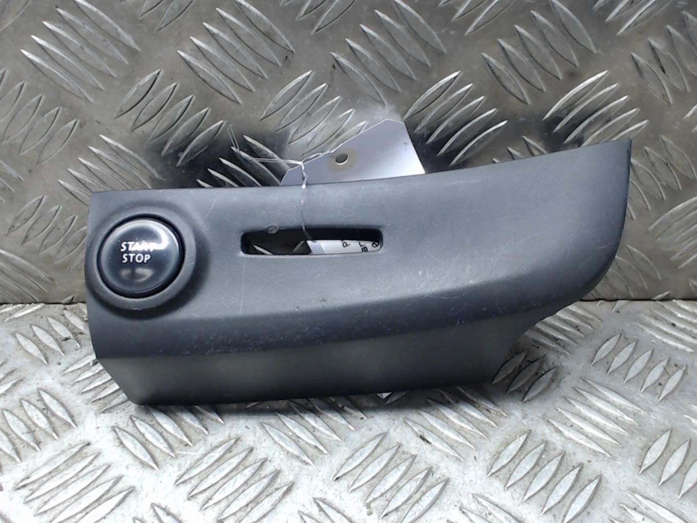 Bouton de demarrage RENAULT CLIO 4 PHASE 1 Diesel - 1