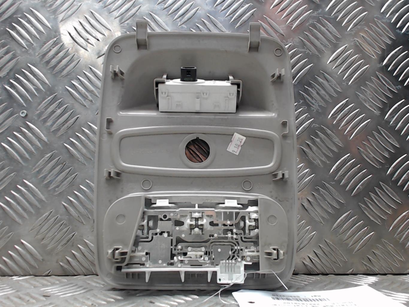 Eclairage de plafonnier RENAULT CLIO 4 PHASE 1 Diesel - 1