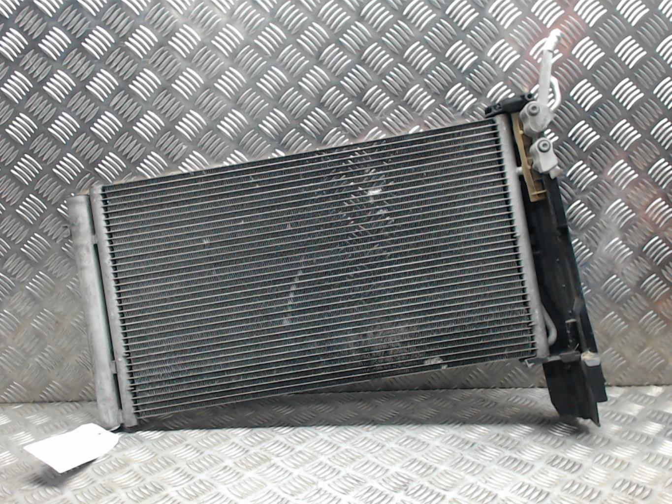 Condenseur de clim BMW SERIE 1 E81 Diesel - 1