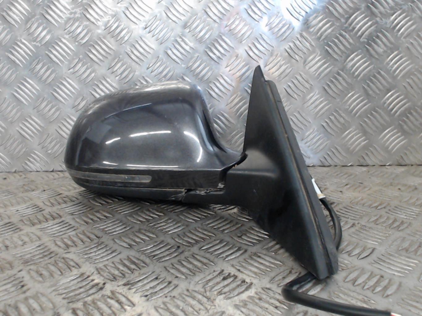 Retroviseur droit AUDI A4 3 PHASE 1 Essence - 1