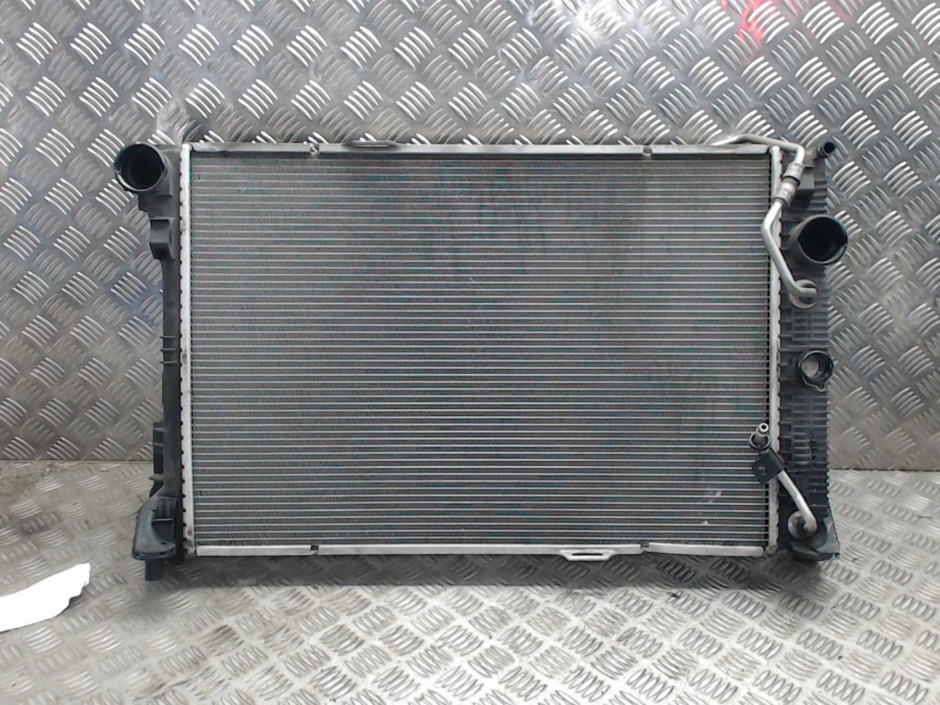 Radiatore acqua MERCEDES CLASSE CLS 218 PHASE 1 Diésel - 1
