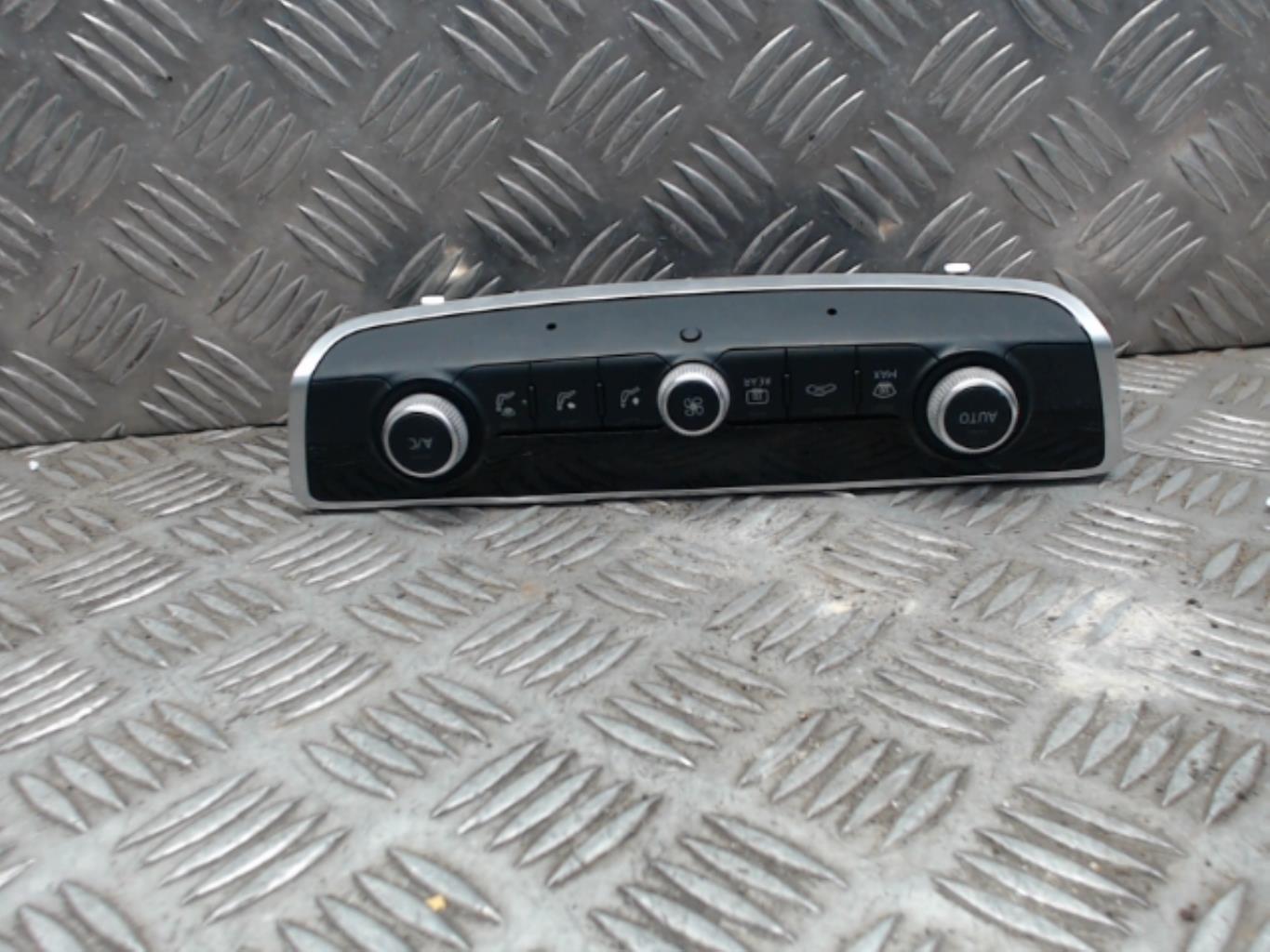 Commande chauffage AUDI A3 3 PHASE 1 Diesel - 1