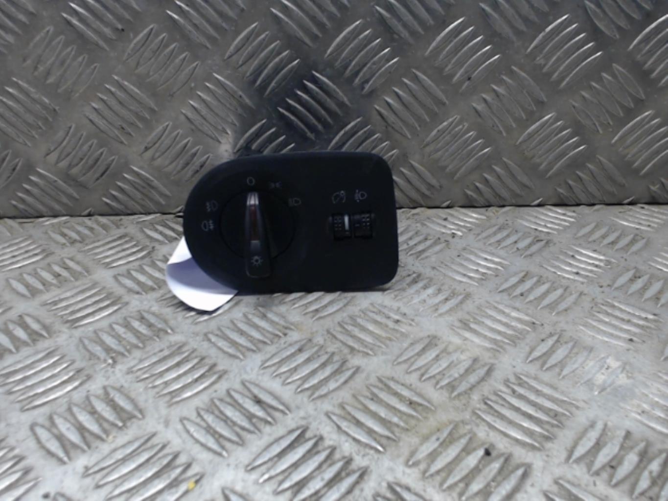 Commande de phare SEAT IBIZA 4 ST PHASE 1 BREAK Diesel - 1
