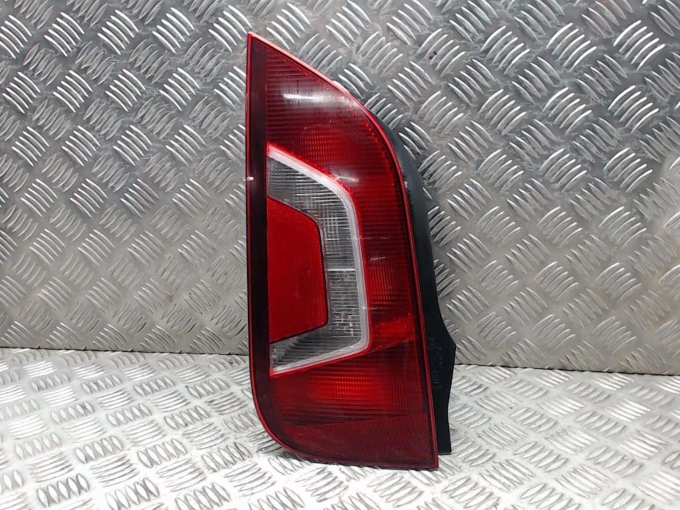 Fanale posteriore principale sinistro (luci) VOLKSWAGEN UP PHASE 1 Gasolina - 1