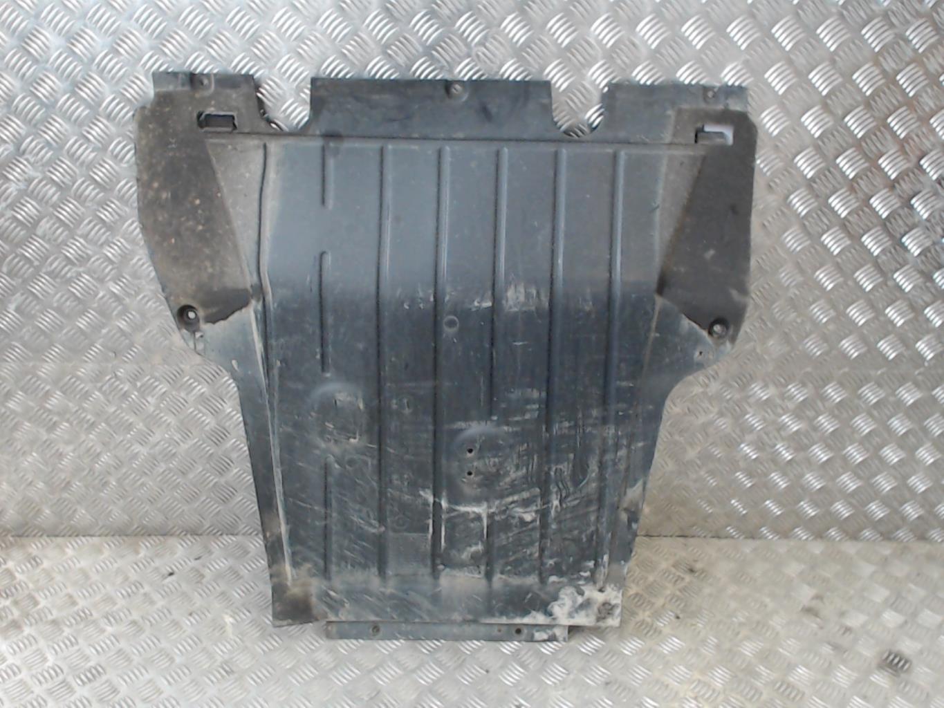 Cache sous moteur RENAULT CLIO 3 PHASE 2  - 1