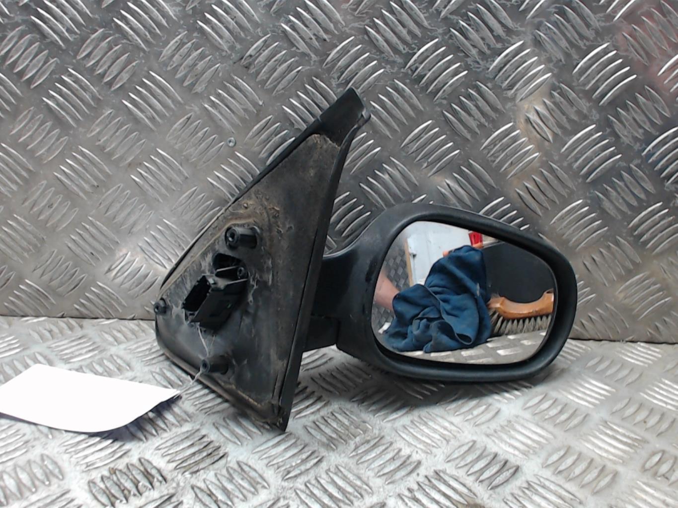 Retrovisor derecho RENAULT CLIO 2 CAMPUS PHASE 1 Diésel - 1