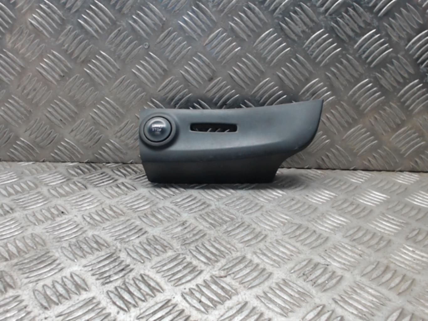 Bouton de demarrage RENAULT CLIO 4 PHASE 2 Diesel - 1