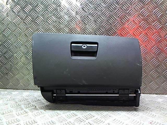 Boite a gants BMW SERIE 3 E92 COUPE PHASE 1 Diesel - 1