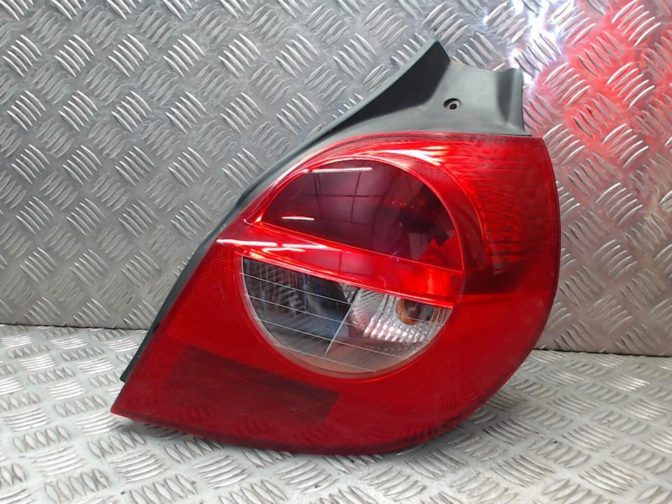 Fanale posteriore principale destro (luci) RENAULT CLIO 3 PHASE 1  - 1