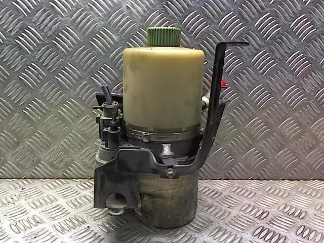 Pompe de direction VOLKSWAGEN POLO 5 PHASE 1 Diesel - 1