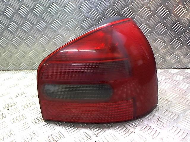 Fanale posteriore principale destro (luci) AUDI A3 1 PHASE 1 Diésel - 1