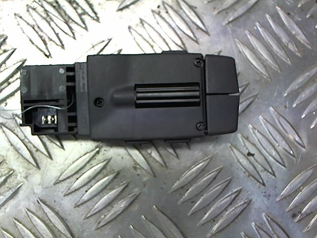 Commande autoradio RENAULT TWINGO 3 PHASE 1 Essence - 1