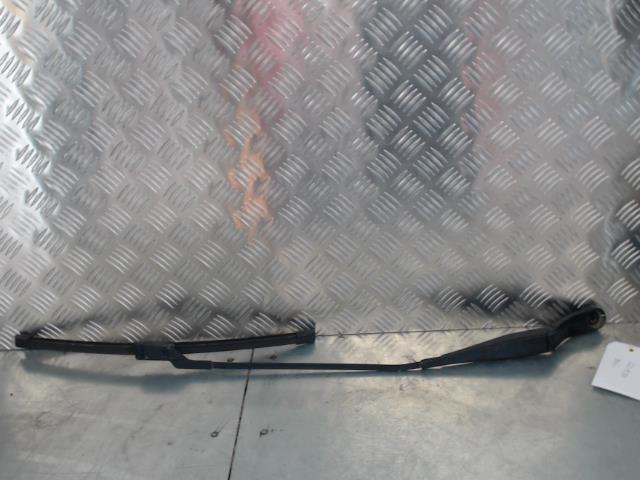 Braccio tergicristallo anteriore destro PEUGEOT 308 2 PHASE 1 Diésel - 1