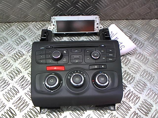 Console central (interieur plastique) CITROEN C4 2 PHASE 1  - 1