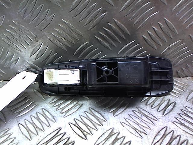 Interruttore lavacristalli posteriore destro PEUGEOT 308 2 PHASE 2 Diésel - 1