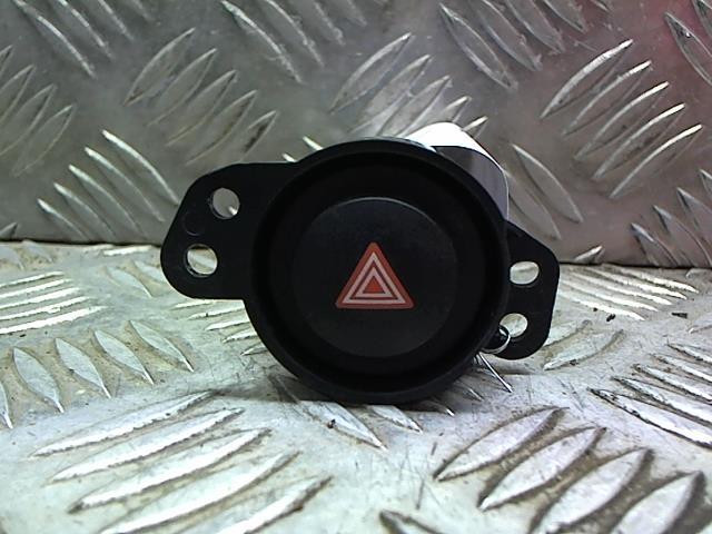 Bouton de warning PEUGEOT 108  - 1