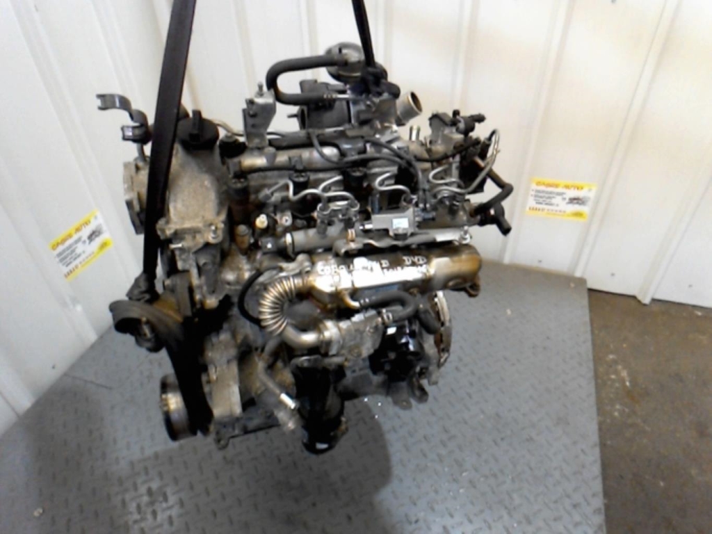Moteur TOYOTA COROLLA 10 PHASE 2 Diesel - 1