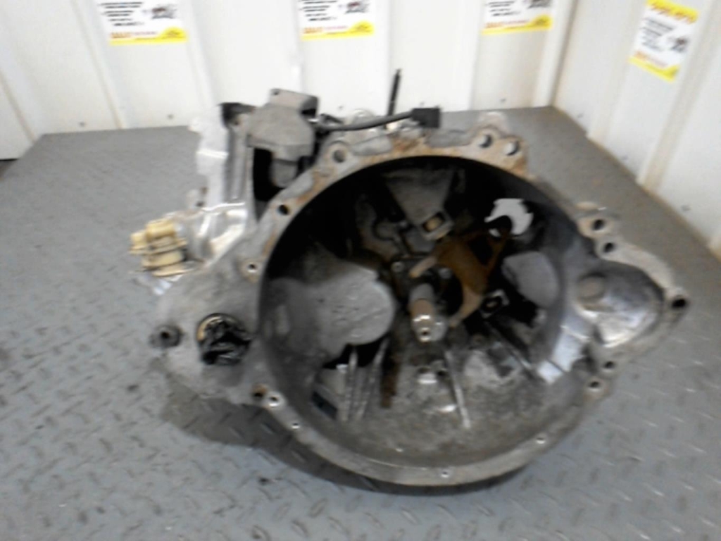 Boite de vitesses PEUGEOT 605 PHASE 2 Diesel - 1