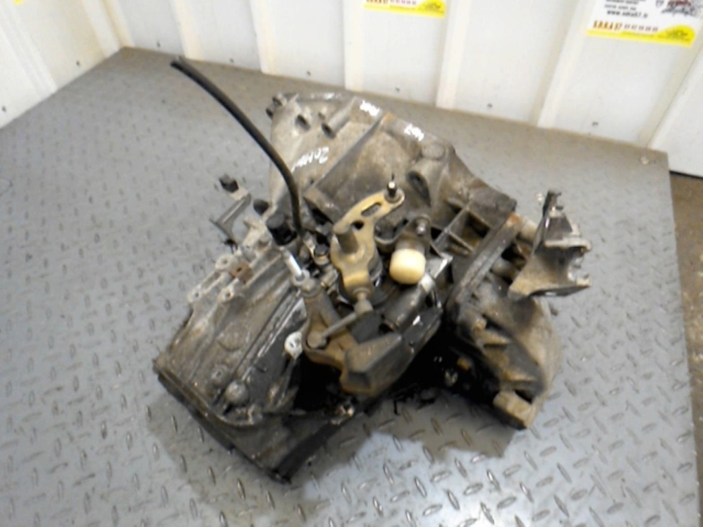 Boite de vitesses PEUGEOT 407 PHASE 1 Diesel - 1