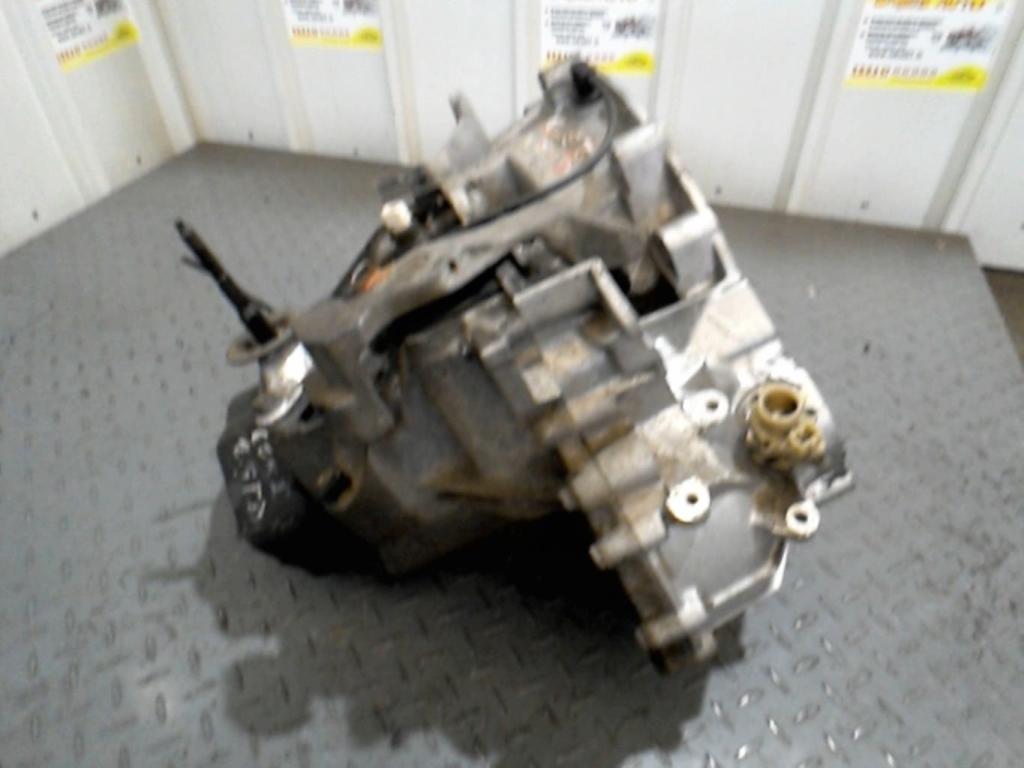 Boite de vitesses PEUGEOT 605 PHASE 2 Diesel - 1