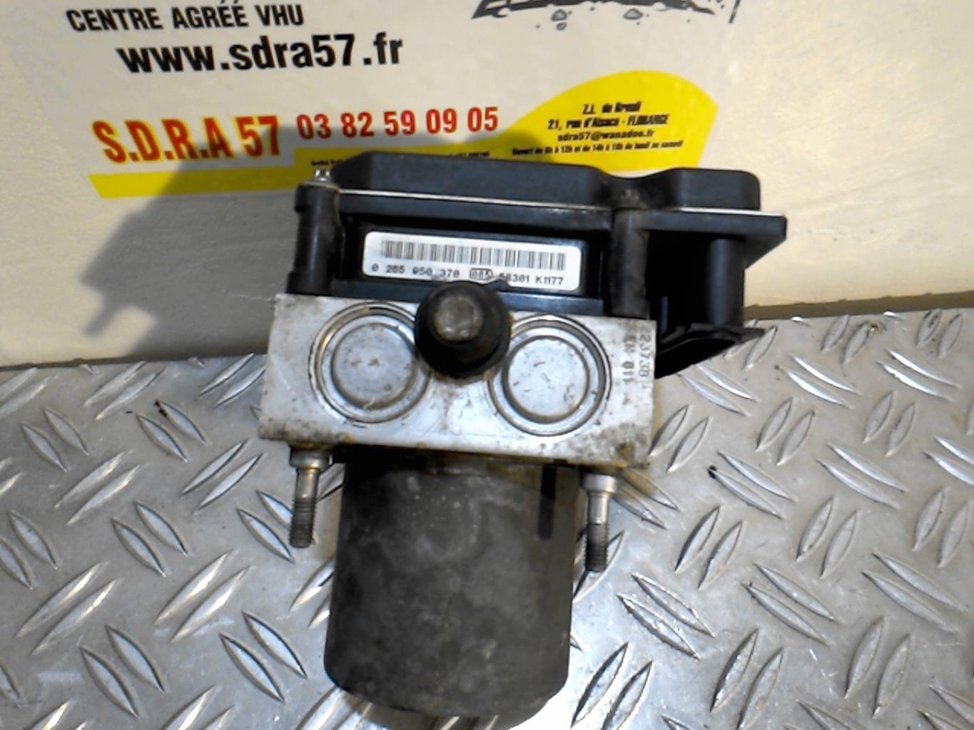 Bloc ABS (freins anti-blocage) CITROEN C4 1 PHASE 1 COUPE Diesel - 1