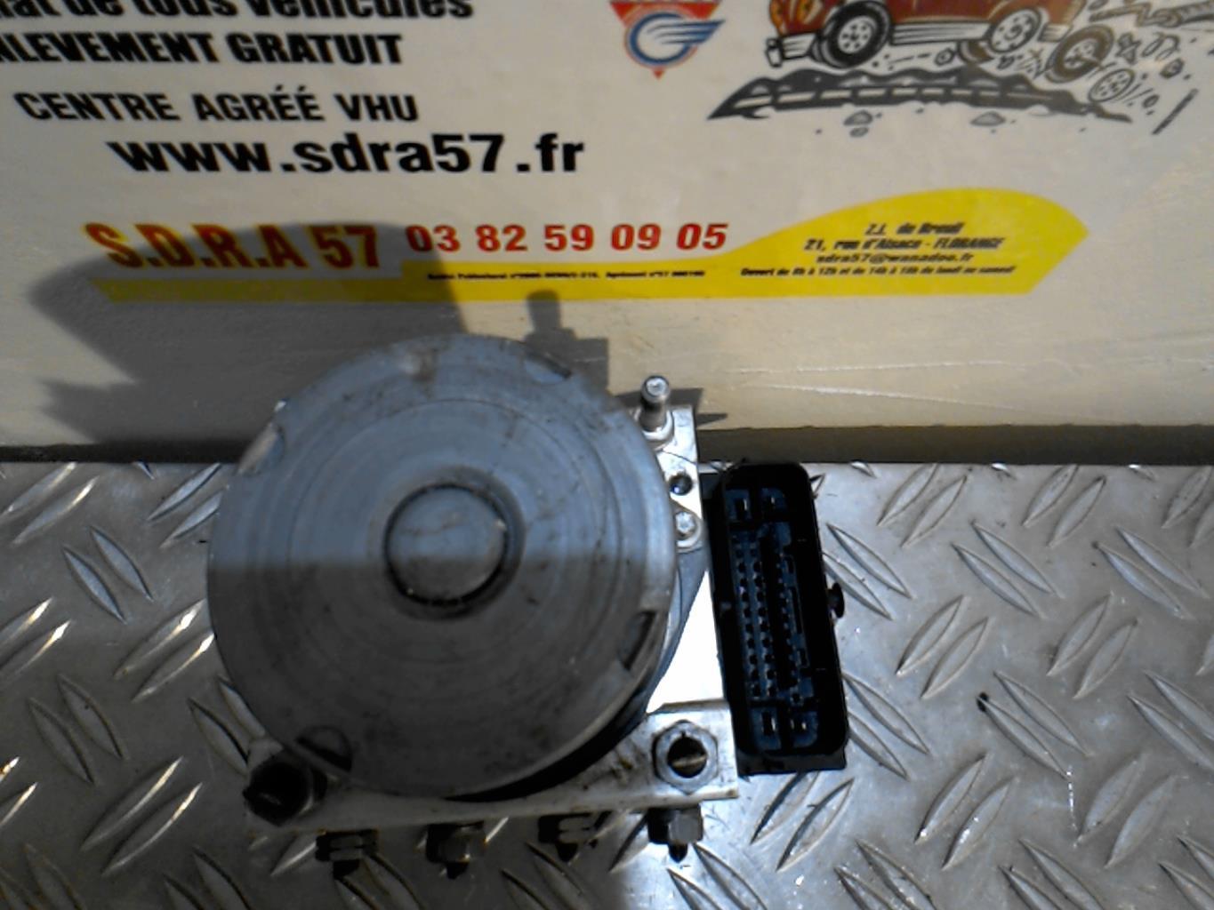 Bloc ABS (freins anti-blocage) CITROEN C4 1 PHASE 2 Diesel - 1