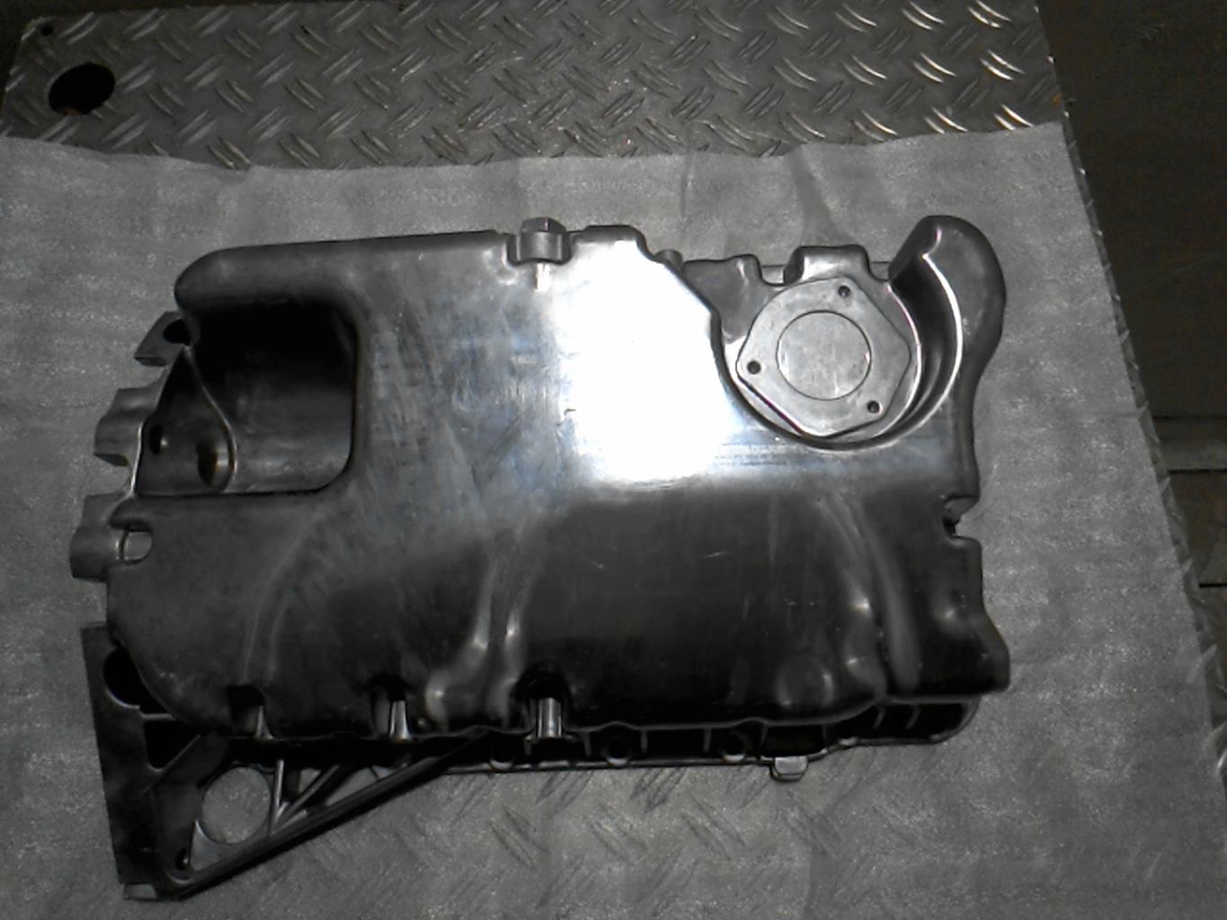 Carter inferieur VOLKSWAGEN GOLF 4 Essence - 1