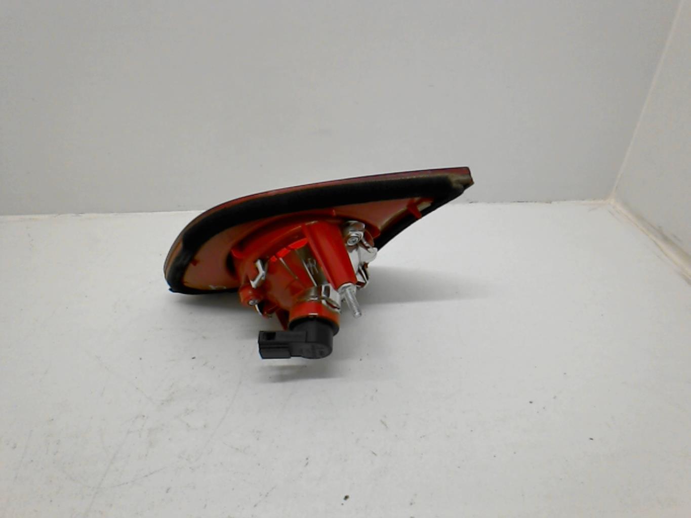 Feu arriere secondaire gauche (feux) VOLKSWAGEN PASSAT 5  - 1