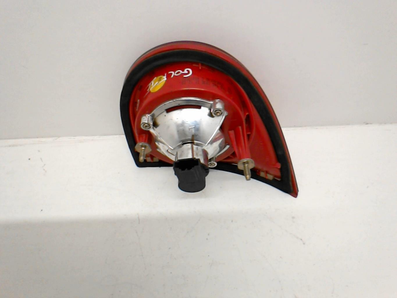 Feu arriere secondaire gauche (feux) VOLKSWAGEN GOLF 5  - 1