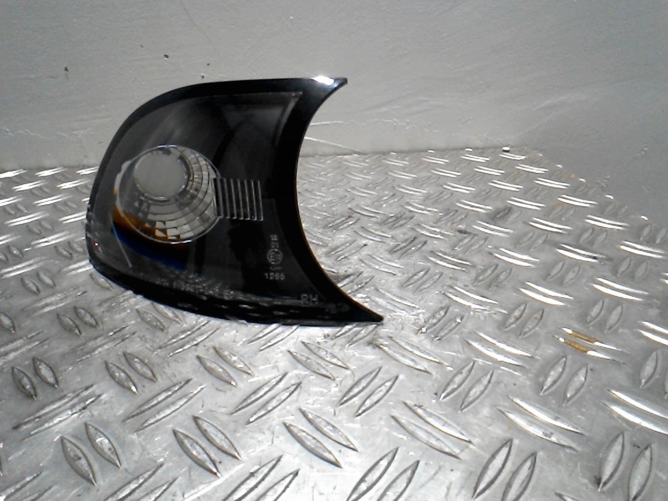 Optique avant secondaire droit (feux)(clignotant) BMW SERIE 3 E46 CABRIO PHASE 1  - 1