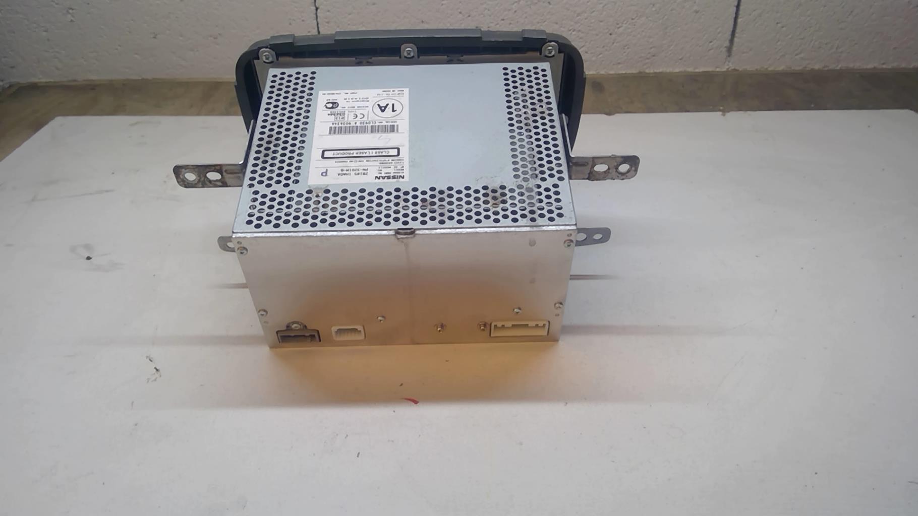 Autoradio NISSAN MICRA 4 PHASE 1 Essence - 1