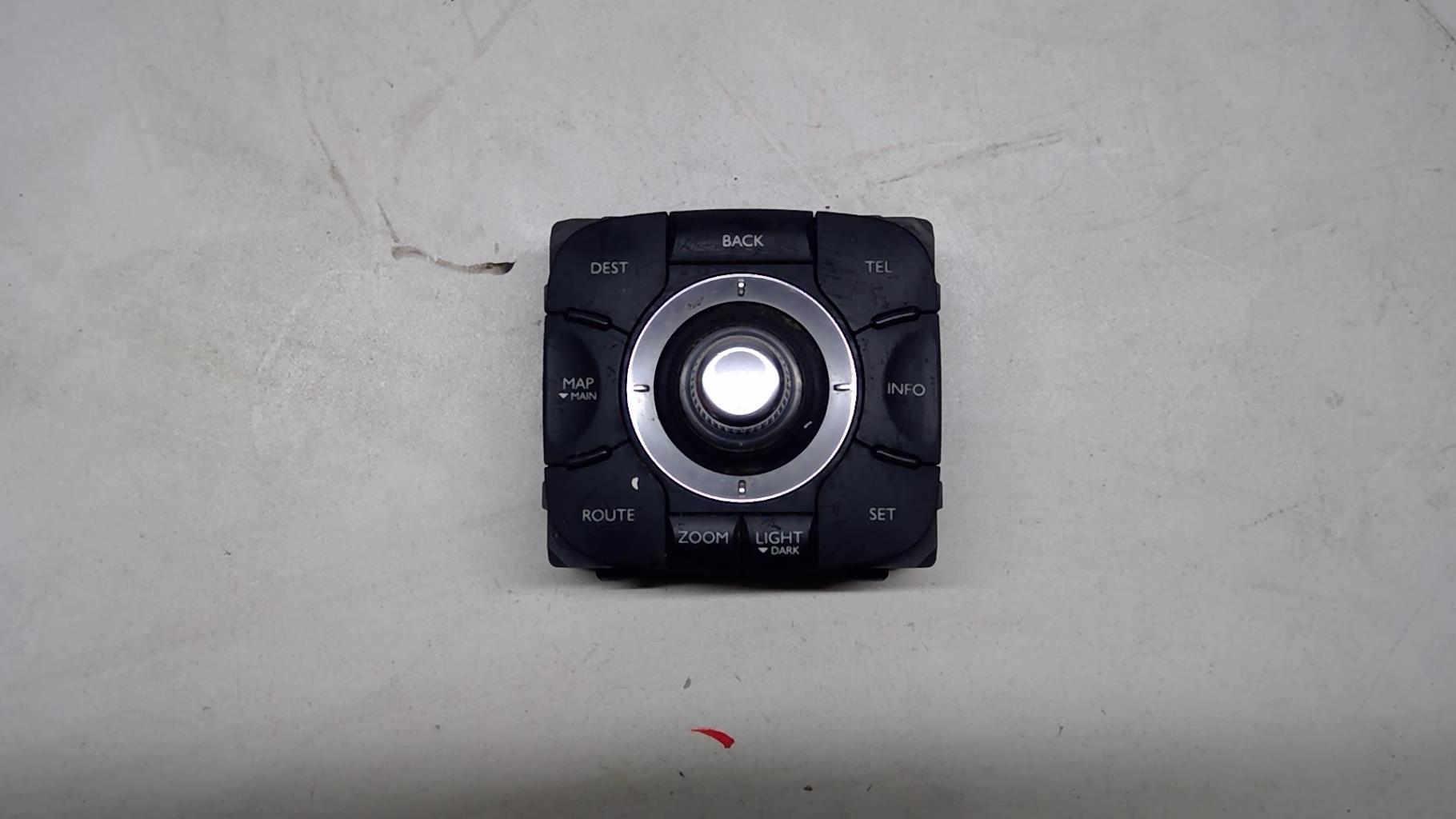 Commande GPS RENAULT GRAND SCENIC 2 PHASE 2 Diesel - 1