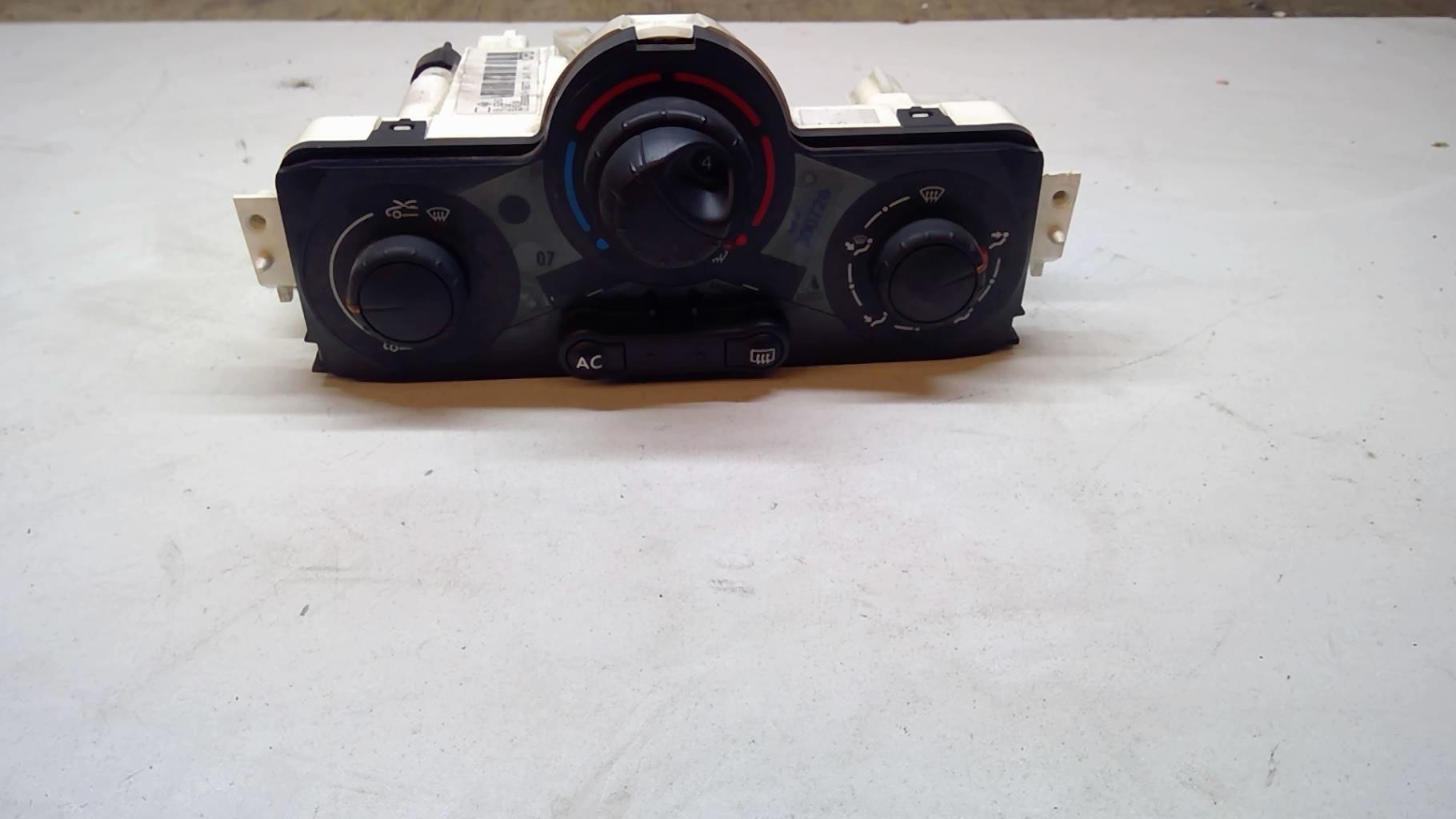 Commande chauffage RENAULT GRAND SCENIC 2 PHASE 1 Essence - 1