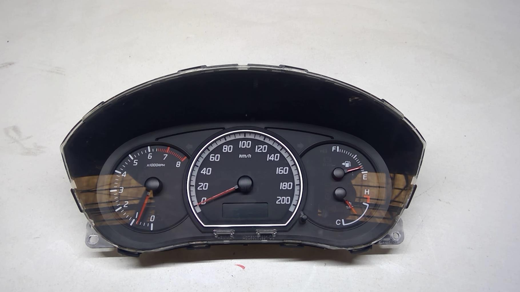 Compteur SUZUKI SWIFT 3 Essence - 1