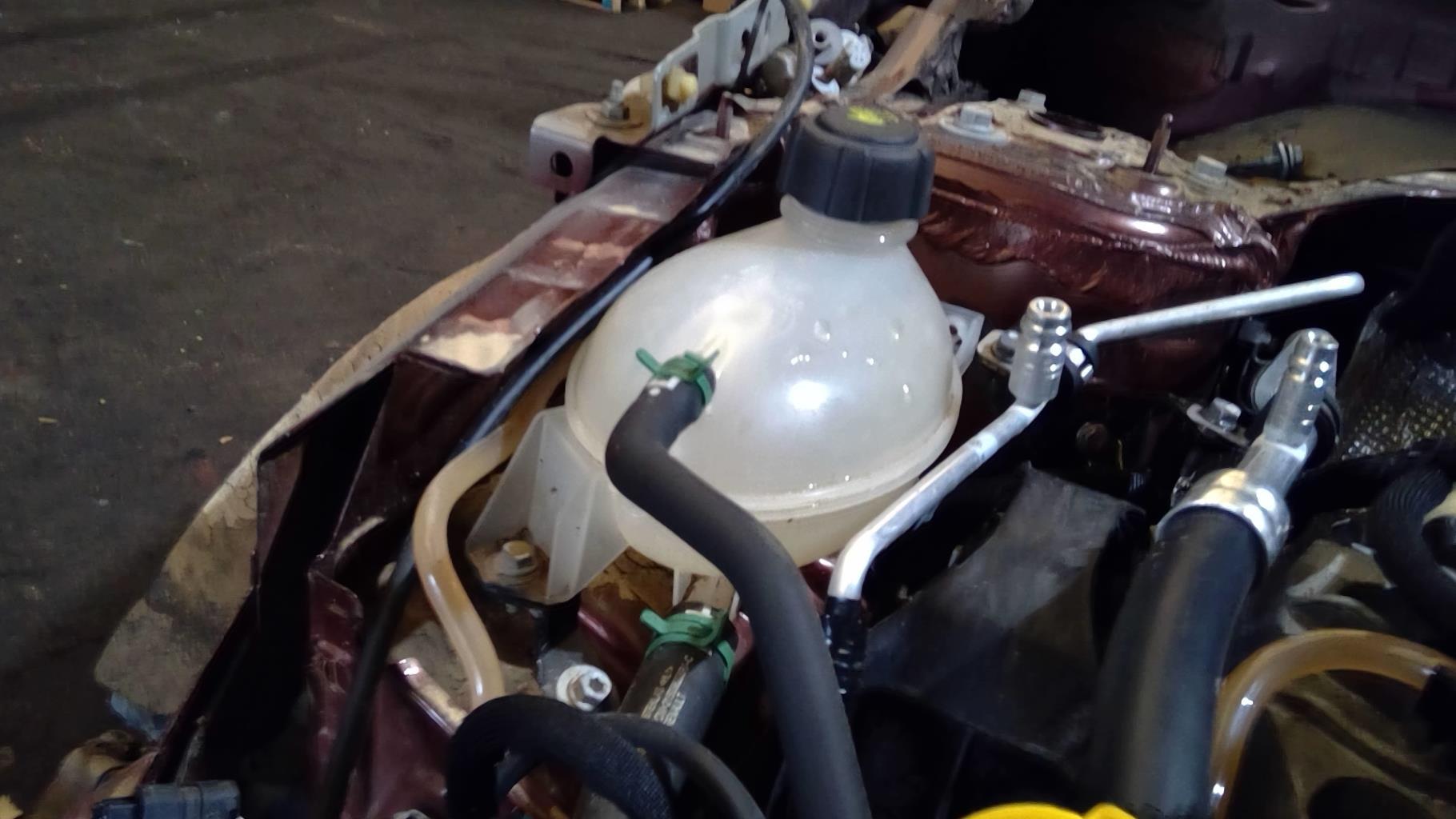 Vase d'expansion RENAULT CLIO 4 PHASE 1 Diesel - 1