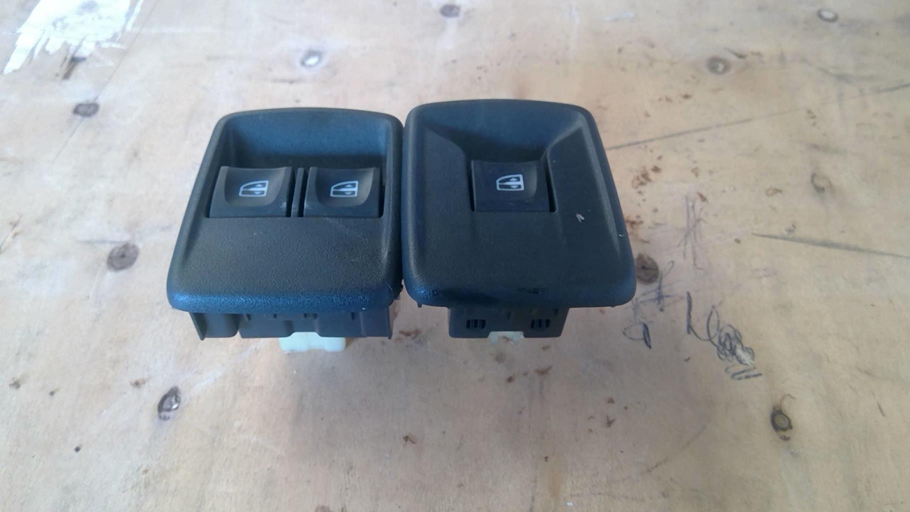 Interrupteur de leve vitre DACIA LODGY PHASE 1 Diesel - 1
