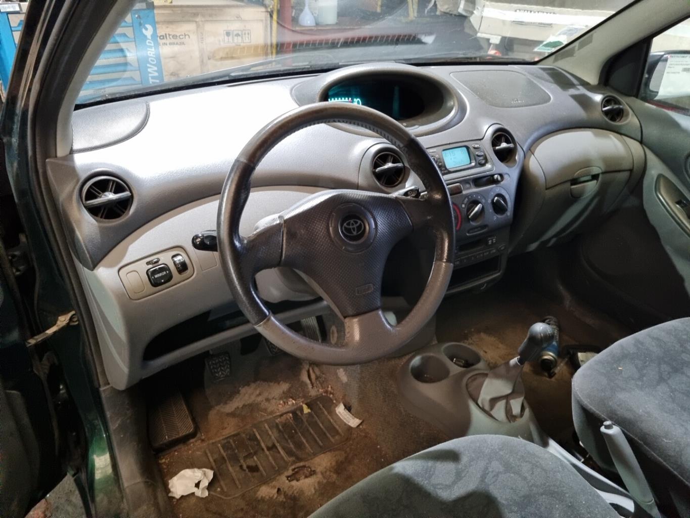 Planche de bord complete TOYOTA YARIS 1 PHASE 1 Essence - 1